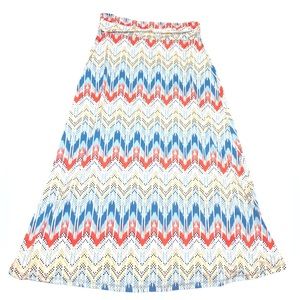 WOMENS “SIGNATURE STUDIO” MAXI SKIRT SIZE LARGE Like New Condition!! (Worn once)